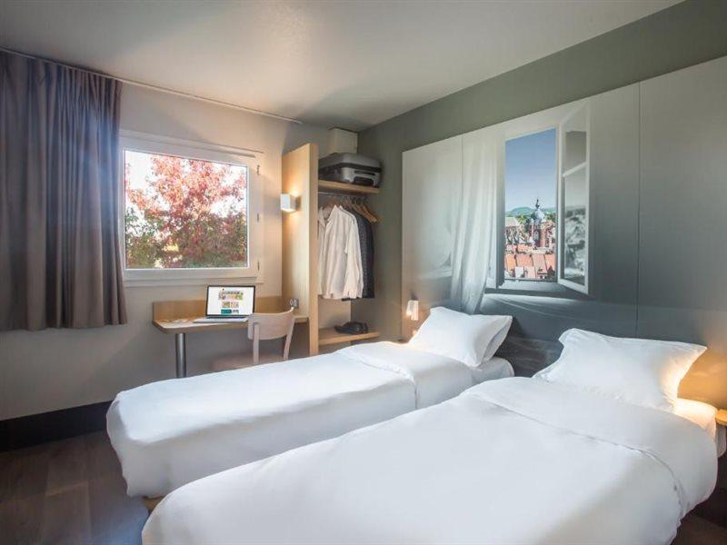B&B Hotel Douai Parc Des Expos Кюенси Экстерьер фото
