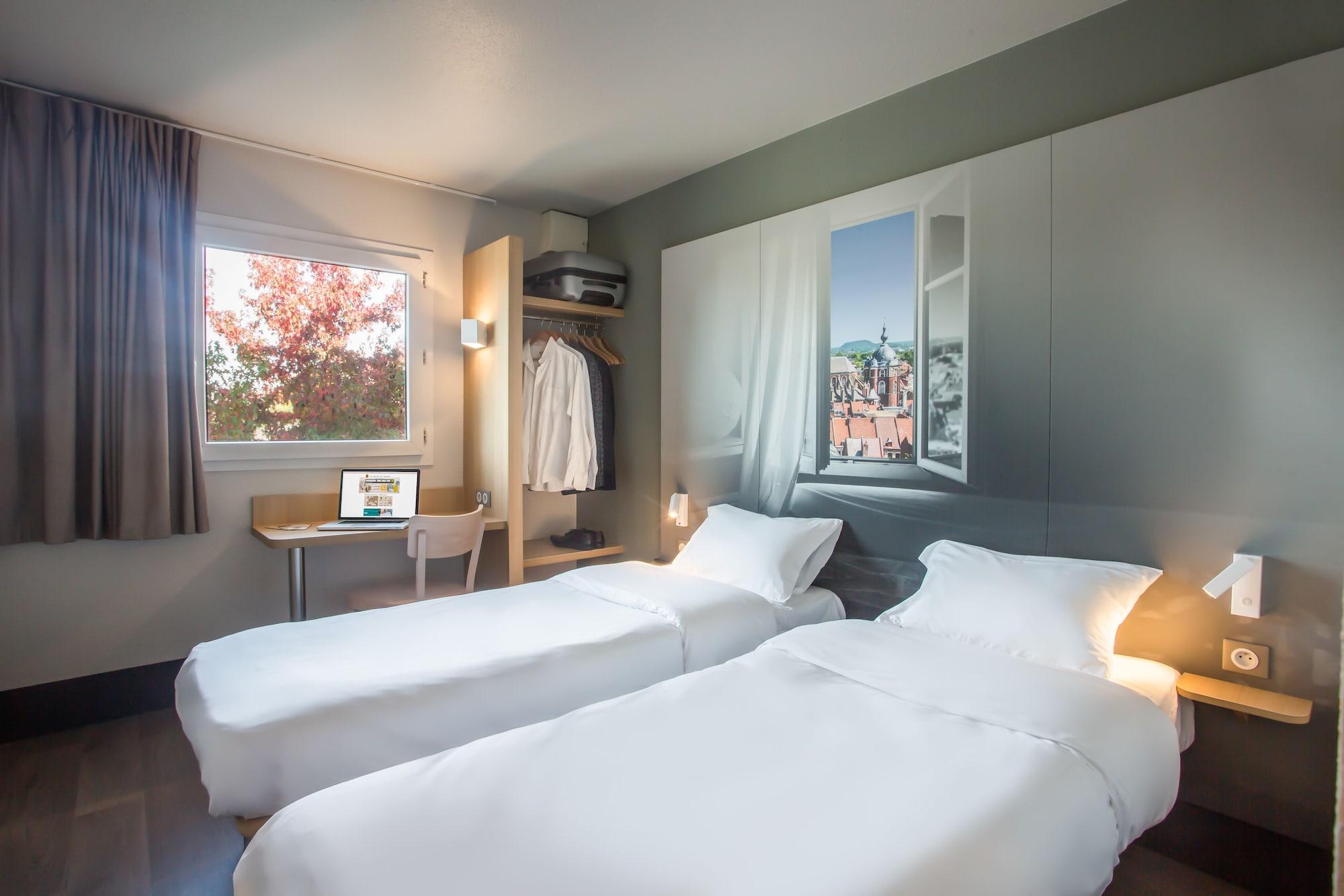 B&B Hotel Douai Parc Des Expos Кюенси Экстерьер фото