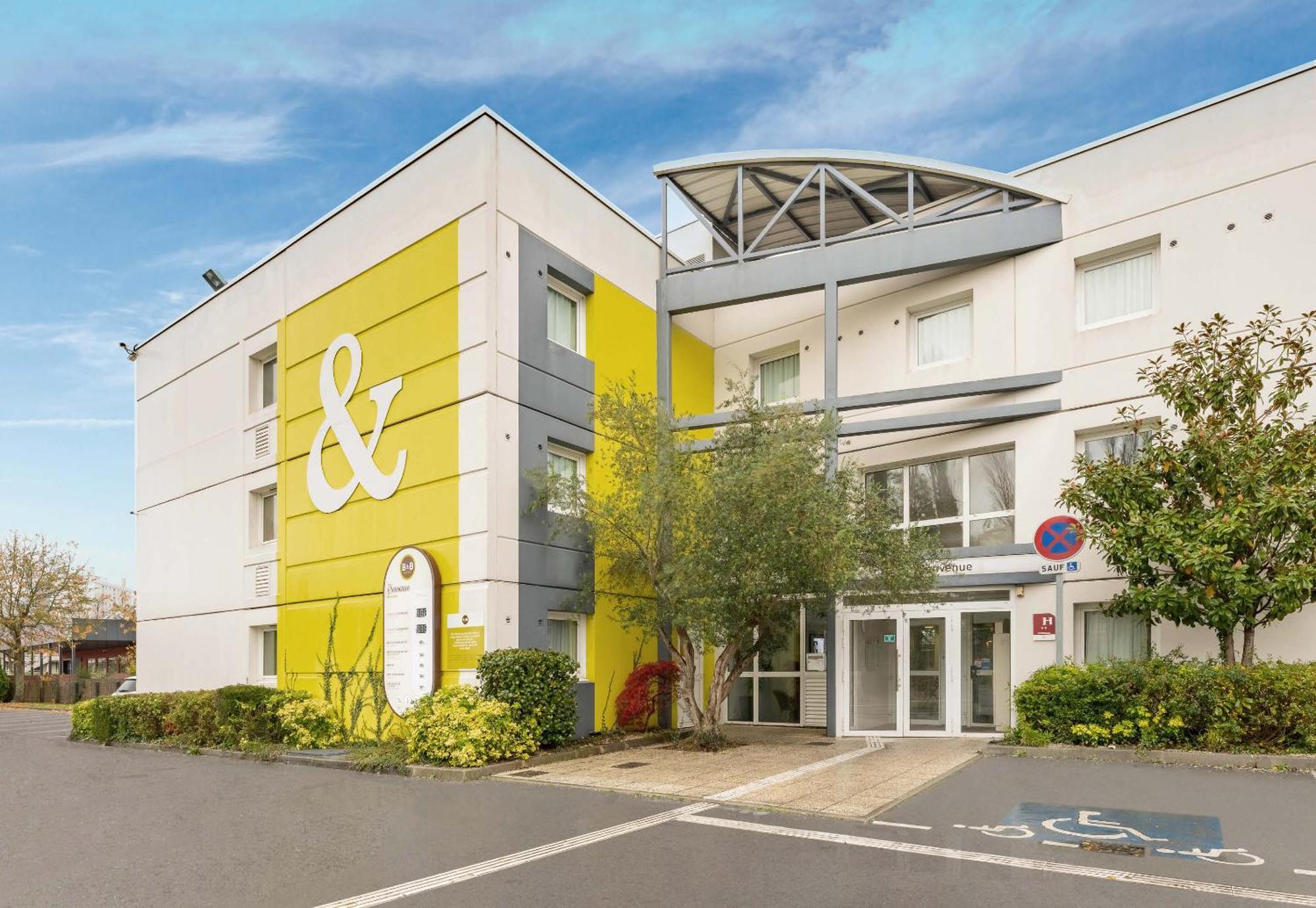 B&B Hotel Douai Parc Des Expos Кюенси Экстерьер фото
