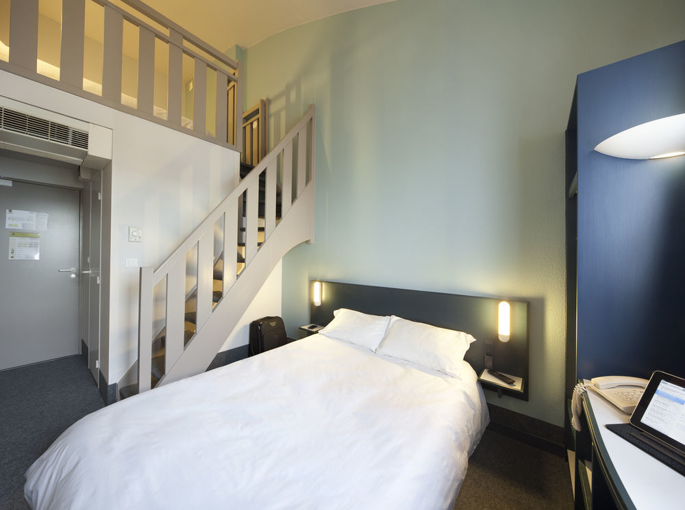 B&B Hotel Douai Parc Des Expos Кюенси Экстерьер фото
