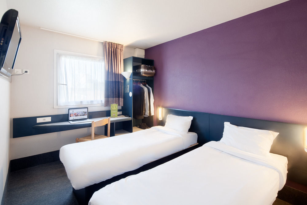 B&B Hotel Douai Parc Des Expos Кюенси Экстерьер фото