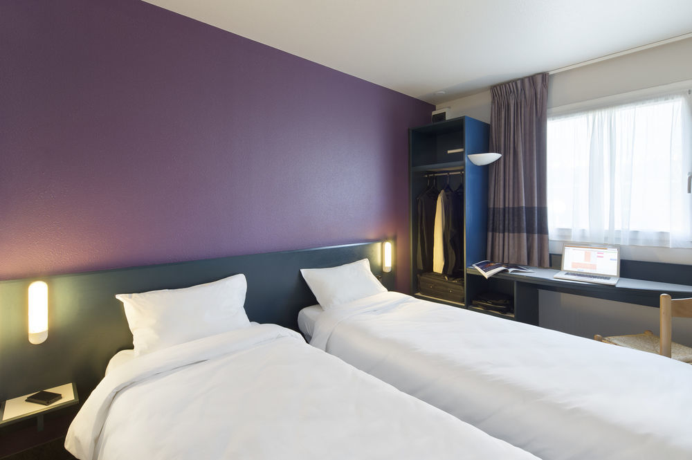 B&B Hotel Douai Parc Des Expos Кюенси Экстерьер фото